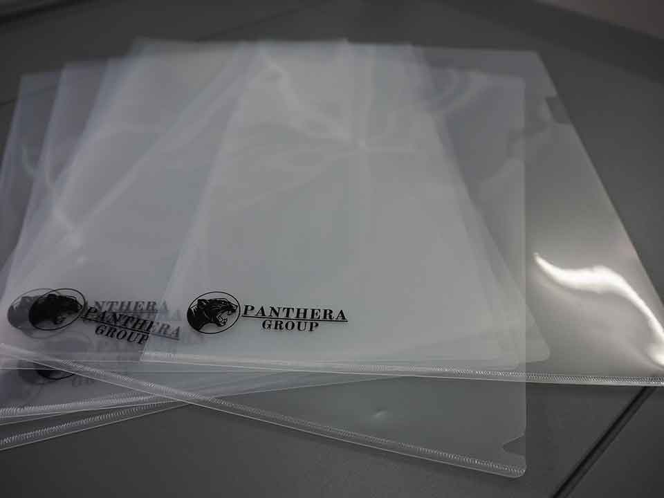 รับพิมพ์แฟ้มสอดราคาถูก คุณภาพดี เหมาะสำหรับการจัดเก็บเอกสาร