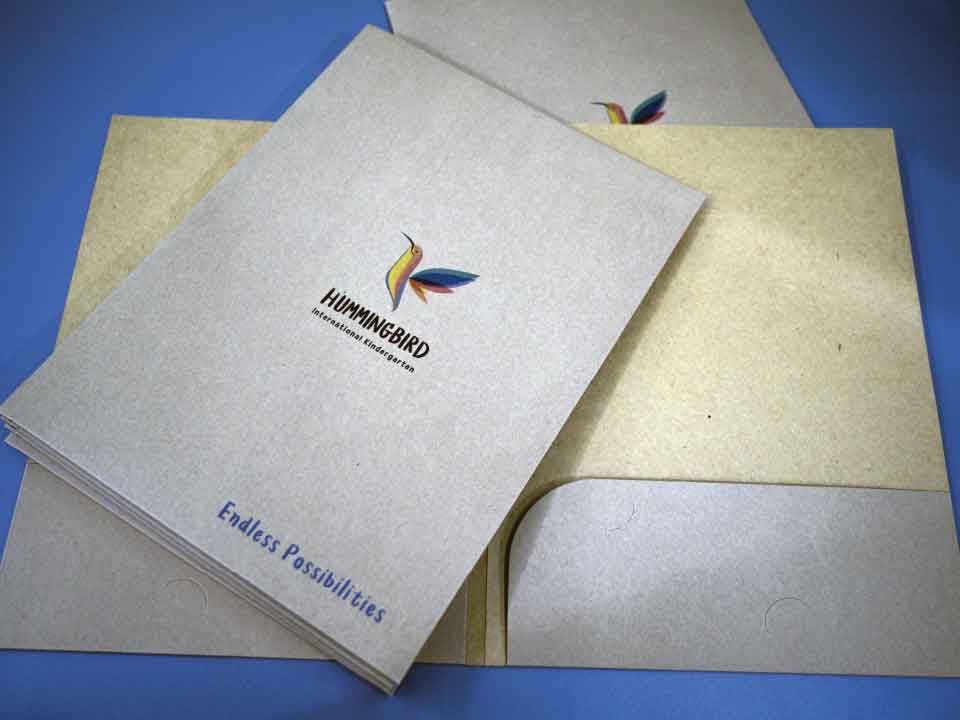 แฟ้มกระดาษรักษ์โลก ผลิตจากวัสดุรีไซเคิล เป็นมิตรต่อสิ่งแวดล้อม