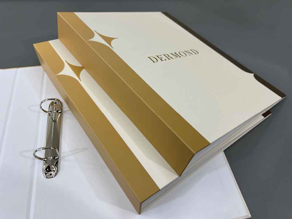 แฟ้มกระดาษแข็งพรีเมียม คุณภาพสูง ทนทานและสวยงาม เหมาะสำหรับการจัดเก็บเอกสารสำคัญ