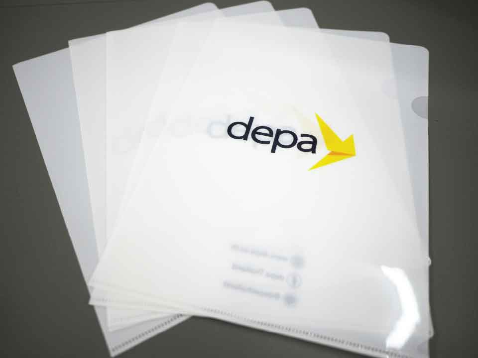 แฟ้มสอดข้างใส่เอกสาร สะดวกต่อการจัดเก็บและใช้งาน