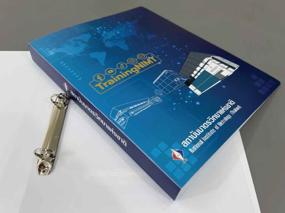 แฟ้มห่วง แข็งแรง ทนทาน เหมาะสำหรับจัดเก็บเอกสารที่ต้องการความเป็นระเบียบ