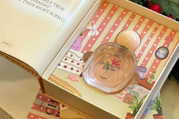 สติกเกอร์ใส-ติดขวดน้ำหอม สติกเกอร์ใสติดขวดน้ำหอม