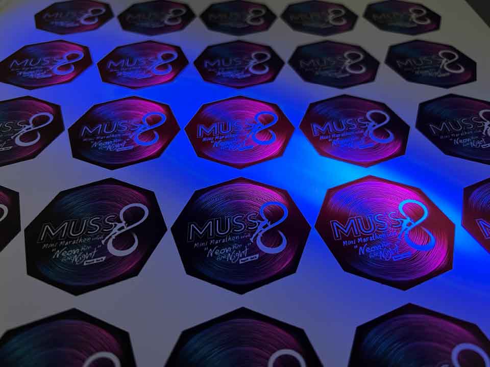 สติกเกอร์นีออนพรีเมียม สีสดใส คุณภาพสูง เหมาะสำหรับบรรจุภัณฑ์และการตกแต่ง