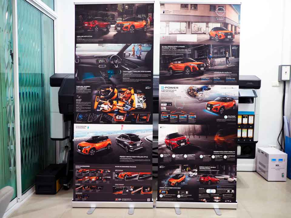 โรลอัพขนาด 80x200 cm ติดตั้งง่าย พกพาสะดวก เหมาะสำหรับงานแสดงสินค้าและอีเว้นท์